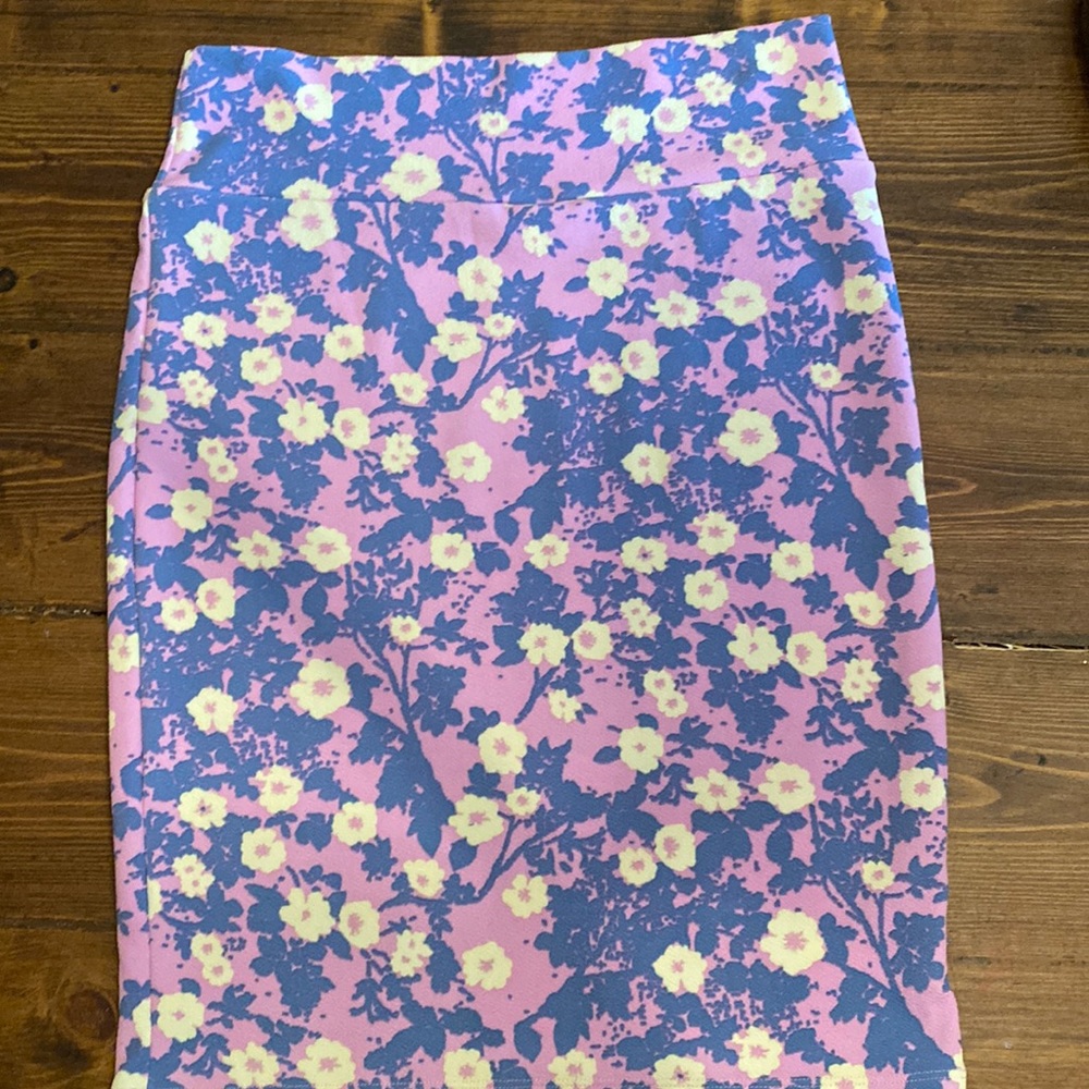 Lularoe Cassie Pencil Skirt XL Floral print